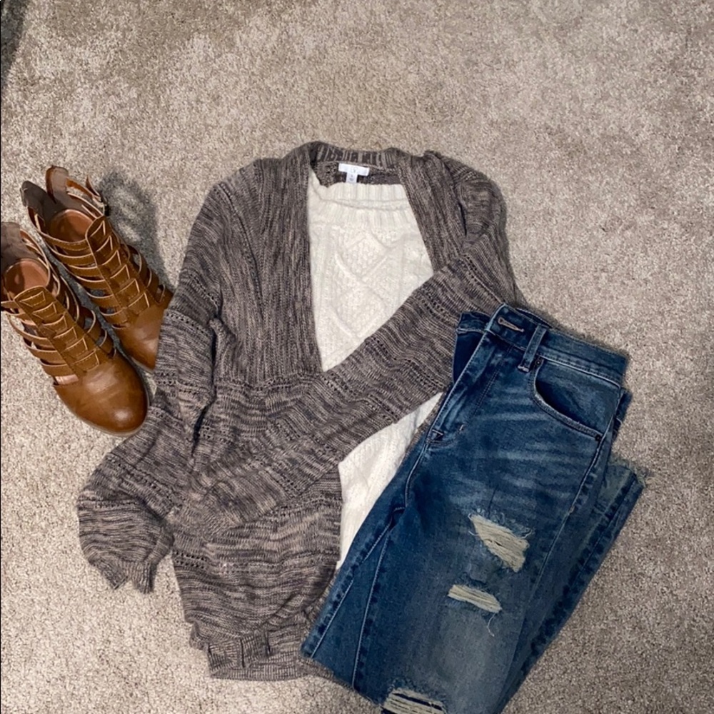 American Eagle Brown cardigan